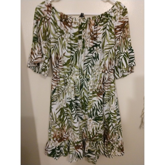 Women's. New Look, Tank top summer dress, Multi color, Mid-thigh Fauna print XL. - Picture 3 of 3